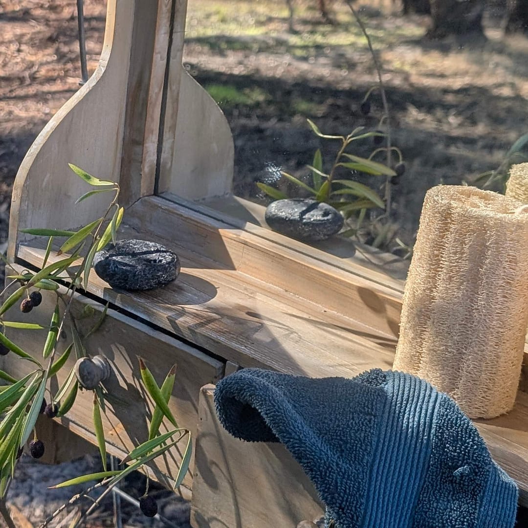 Plastic-Free Bamboo Charcoal Detox Shampoo Bar 2 Plastic-Free Bamboo Charcoal Detox Shampoo Bar - Image 2